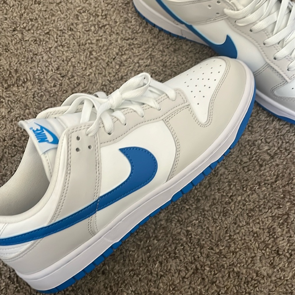Nike Dunk Low
Athletic Department University Blue